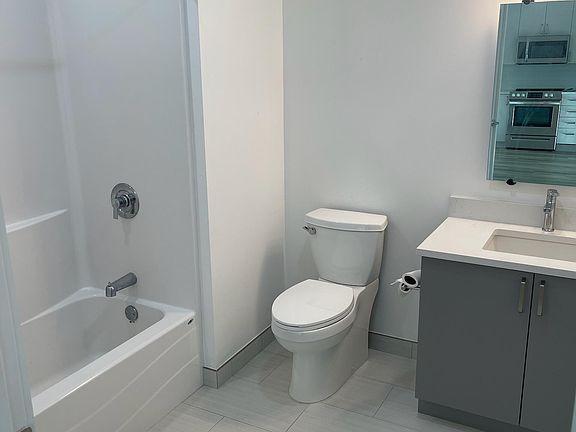 5th image of 59 Willow St #203