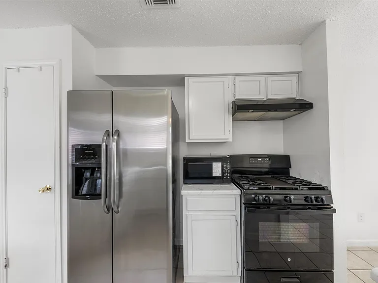6606 Laurel Glen Dr — Photo 12