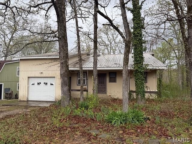 1st image of 169 Ridge Rd