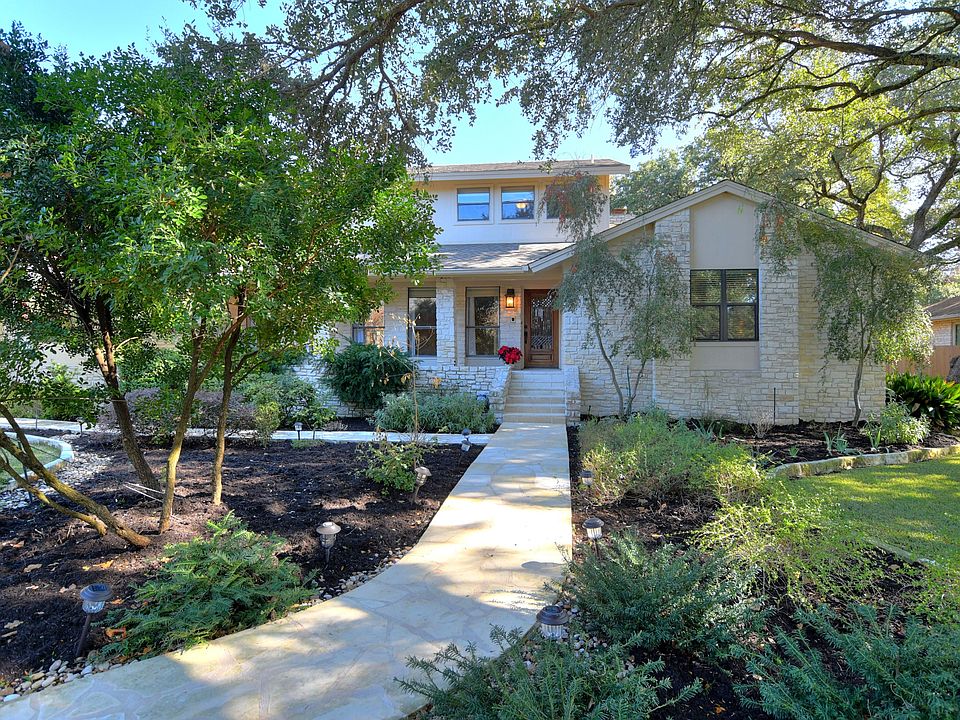 1st image of 10707 Plumewood Dr