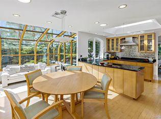 207 E Hook Rd, Hopewell Junction, NY 12533