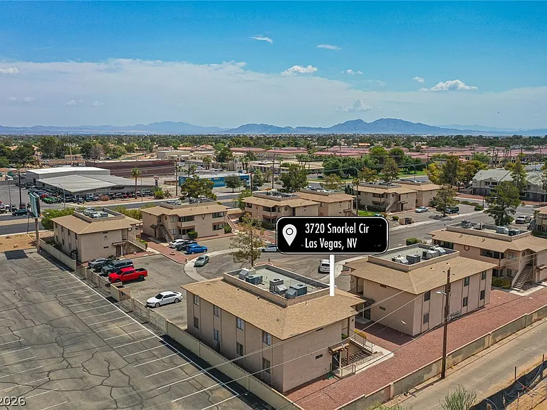 3720 Snorkel Cir #D — Photo 24