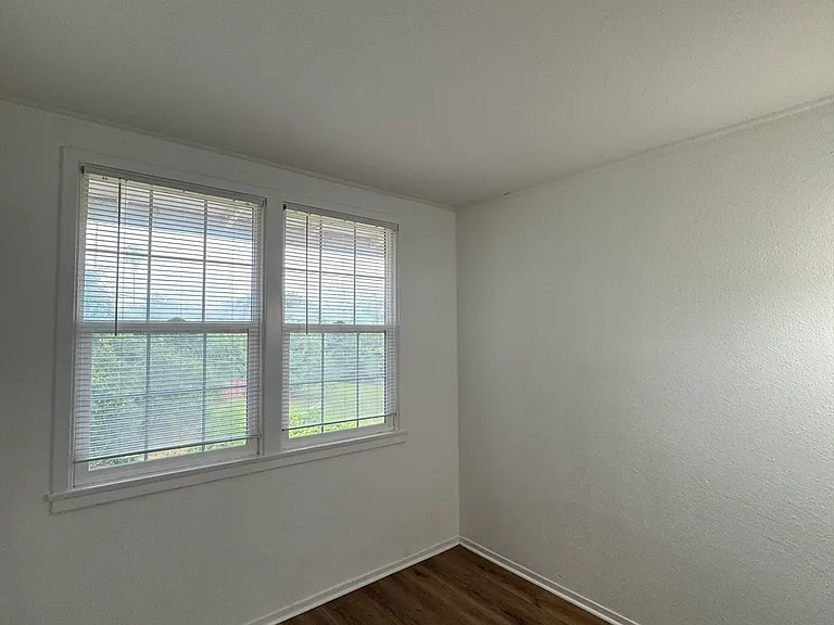 bedroom #1