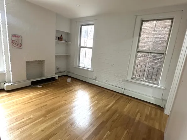 16 North Moore Street image 2 of 5