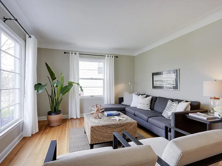 5928 Kellogg Ave — Photo 3