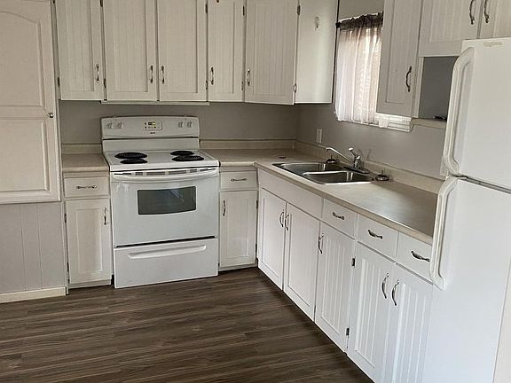 2nd image of 10153 101st St