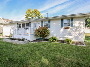 405 3rd St SW, State Center, IA 50247