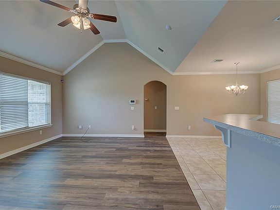 5th image of 522 Amberwood Dr