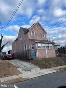 421 Charmont Ave, Folcroft, PA, 19032