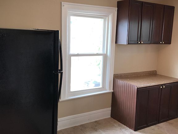 2nd image of 127 Taunton Pl