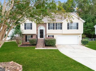 2777 Cedar Tree Ln, Ellenwood, GA 30294