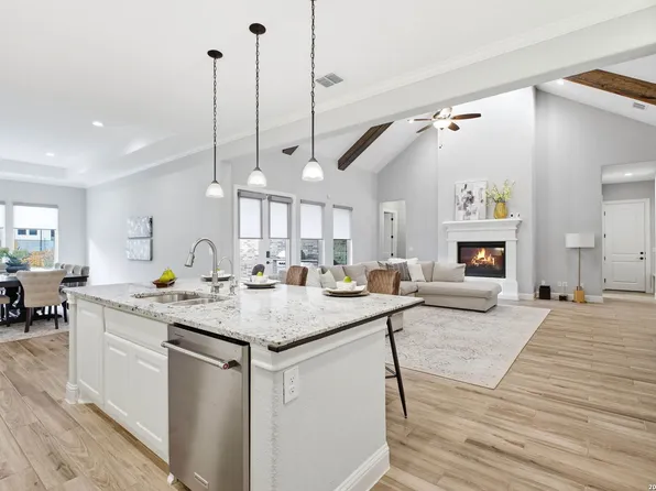 3903 Glenellen, San Antonio, TX 78257