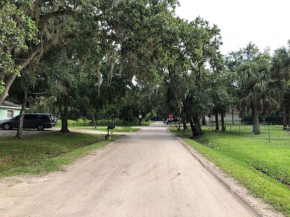 4th image of 99 N Elm St