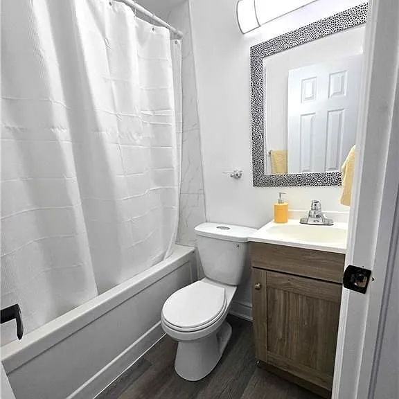 300 Balmoral Ave N #2 — Photo 10