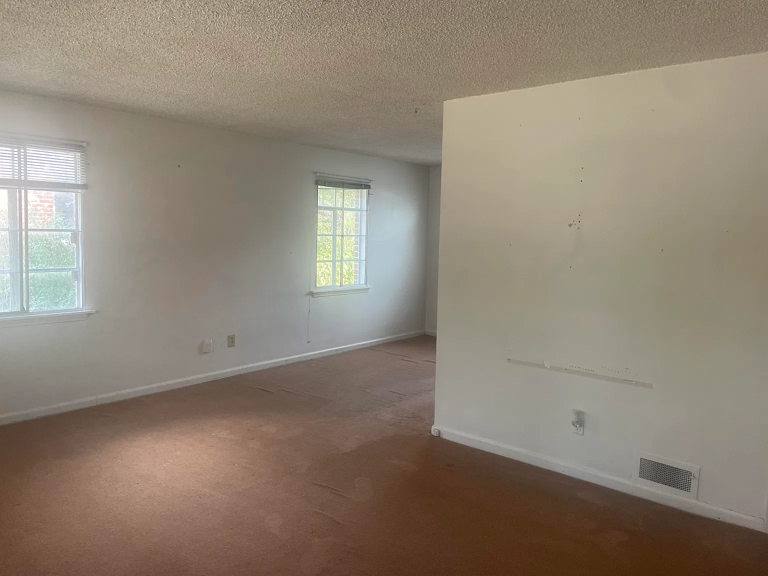 3 bed, 1600 sqft, $1,950 — Photo 3