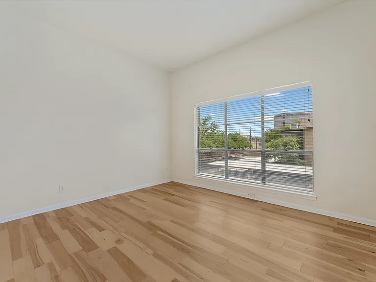 10438 High Hollows Dr #245 — Photo 3