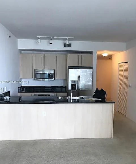 79 SW 12th St #3109 — Photo 3