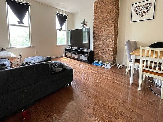 1st image of 2511 Astoria Blvd APT 3L