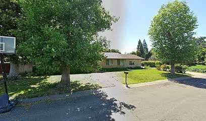 3 bed, 1765 sqft, $2,200 — Photo 1
