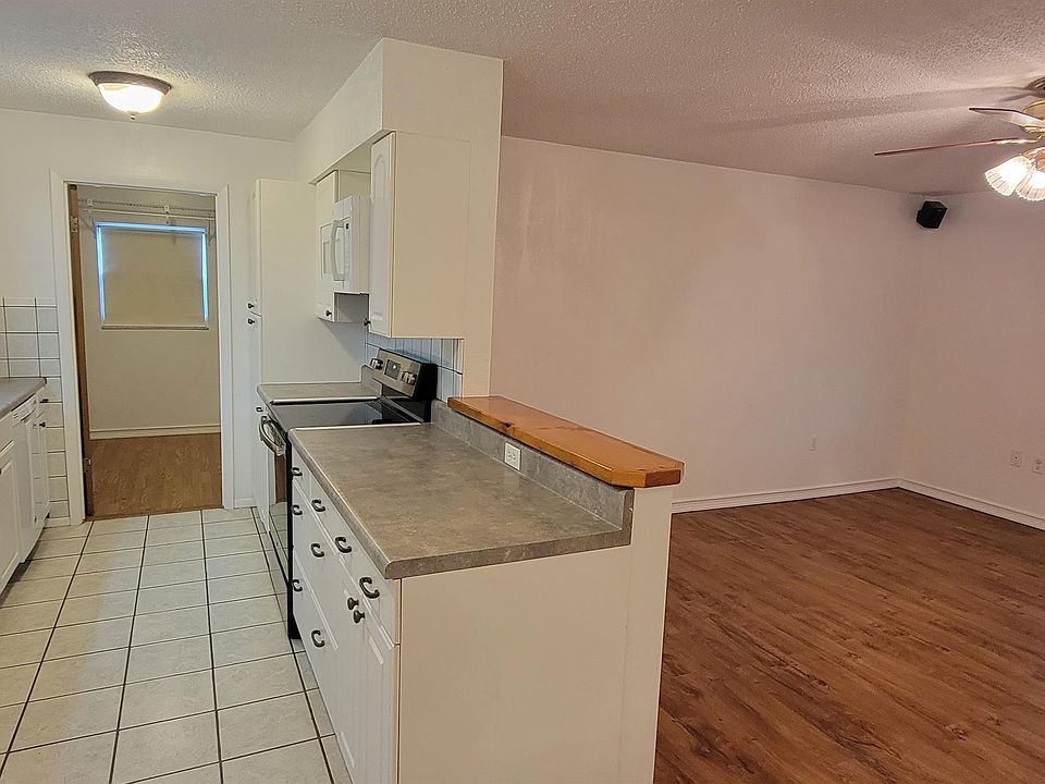 1st image of 209 Babson Dr