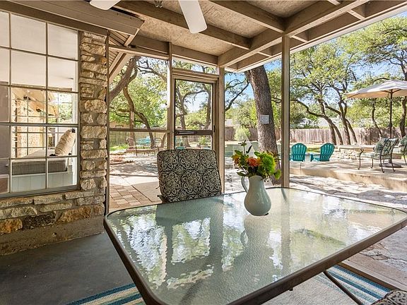 4th image of 1305 Round Rock West Cv