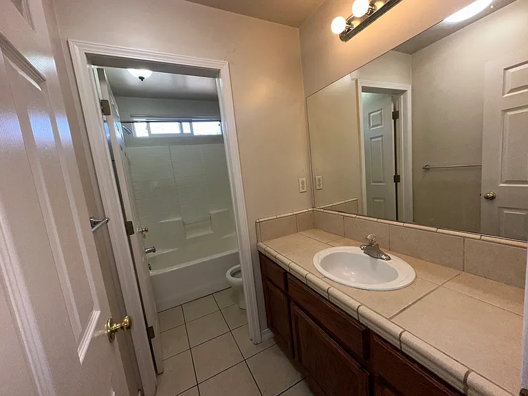 11202 Vista Ridge Dr — Photo 9