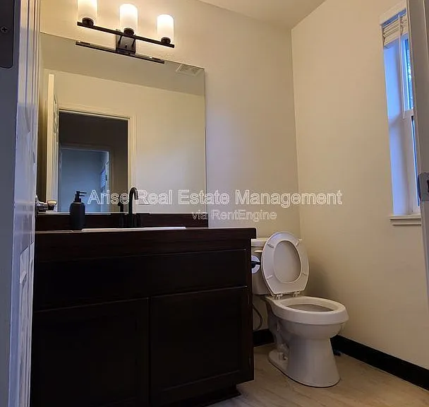 2141 SW Quartz Ave — Photo 11