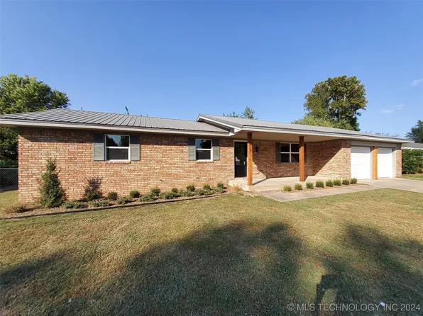 2502 Peggy Ln, Muskogee, OK 74403