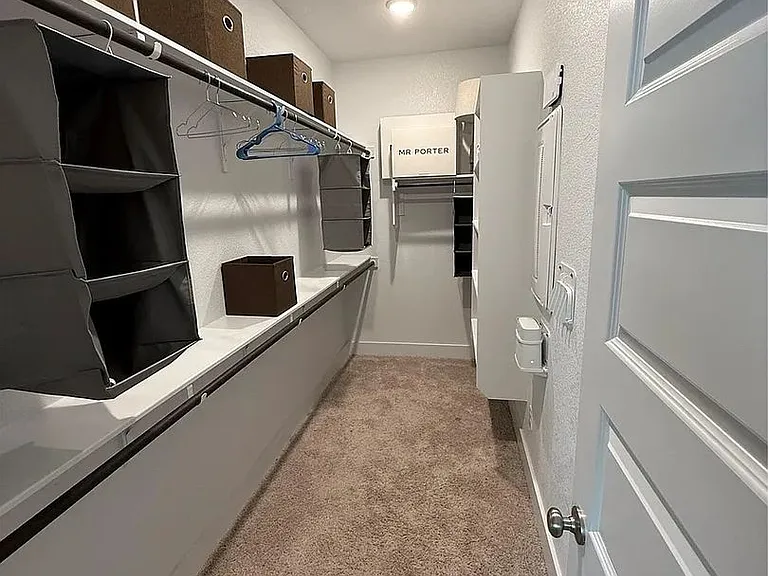 813 Craven Hill Ln — Photo 10