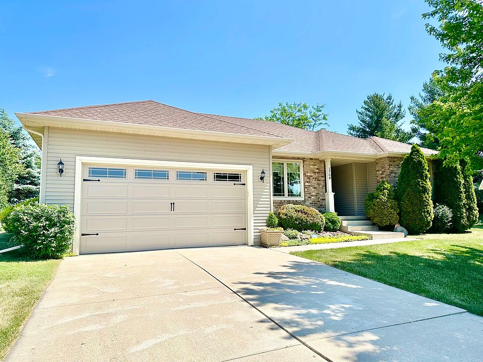 1st image of 1708 Oakridge Ct