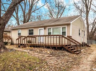 212 Bess St, Washington, IL 61571