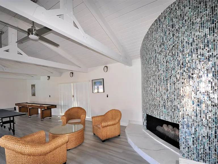 Westgate Apartments in Linda Vista — Photo 16
