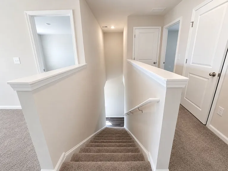 181 Dagger Ct — Photo 38