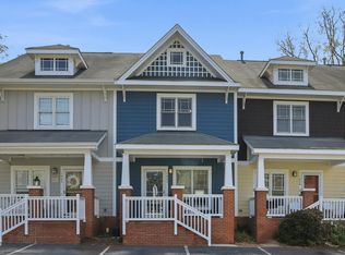 1047 Mica Lamp Ct, Apex, NC 27502