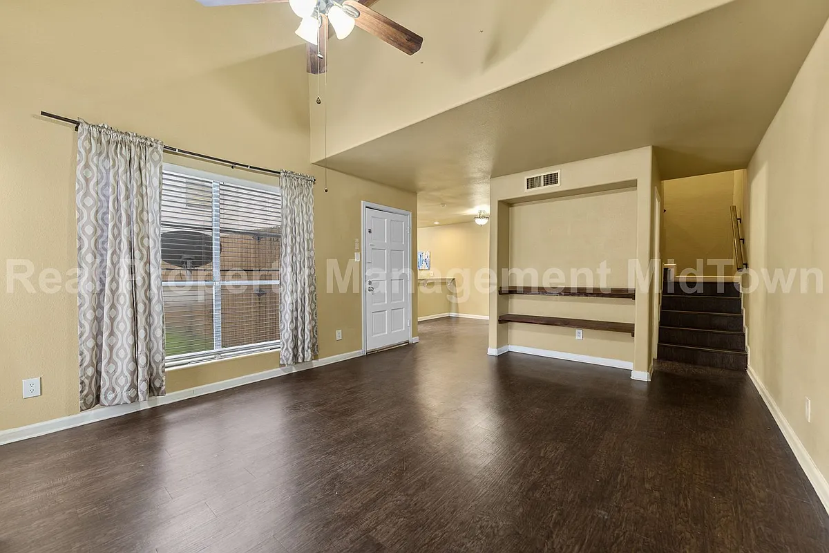Building Photo - 5516 Boca Raton Blvd #310