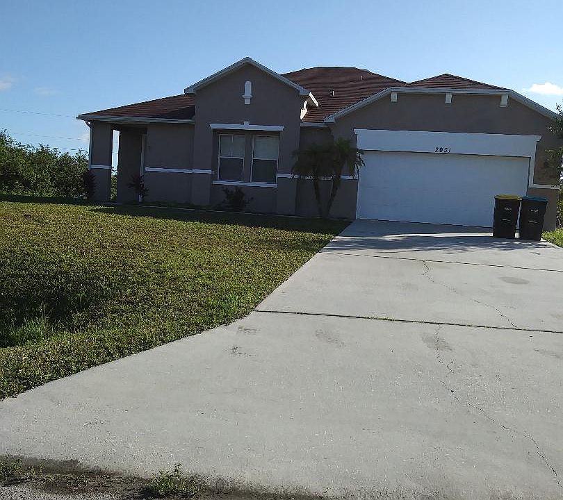 1st image of 2931 Palisades Dr SE