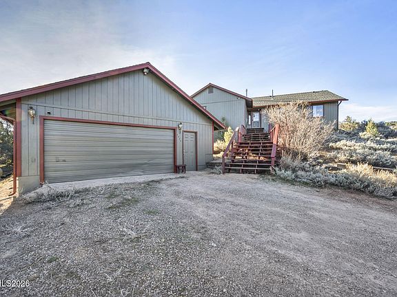 3rd image of 1835 Lousetown Rd