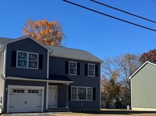 50 Wilton St, Springfield, MA 01109