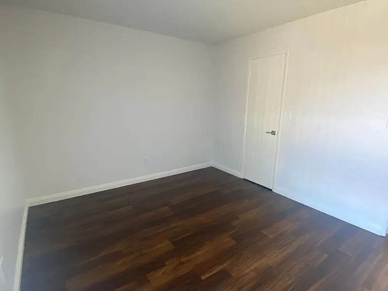 18225 Kingsdale Ave — Photo 15