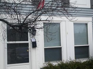 2151 Hassell Rd, Hoffman Estates, IL 60169