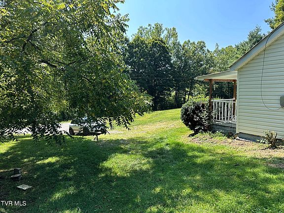 5th image of 13499 Wallace Pike