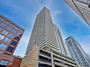 2221 Yonge St #3606, Toronto, ON M4S 0B8