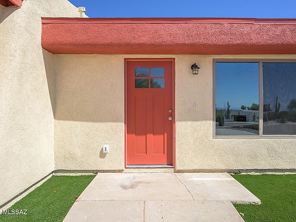 5th image of 1524 S Saint Tropaz Pl