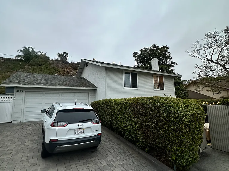 4225 Avati Dr — Photo 2
