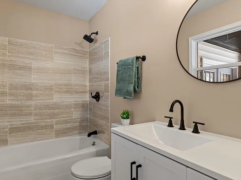 1090 Shalimar Dr — Photo 20