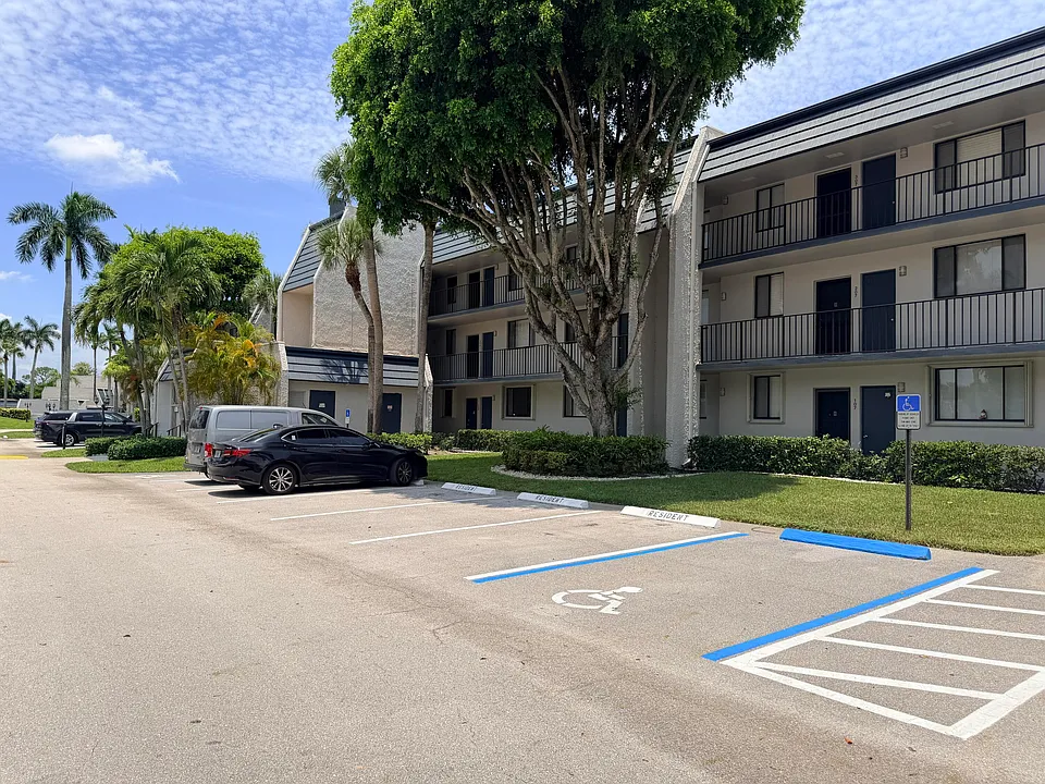 4345 Trevi Ct #307