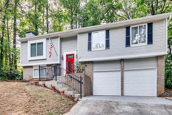 1st image of 5909 Chatham Ct NW