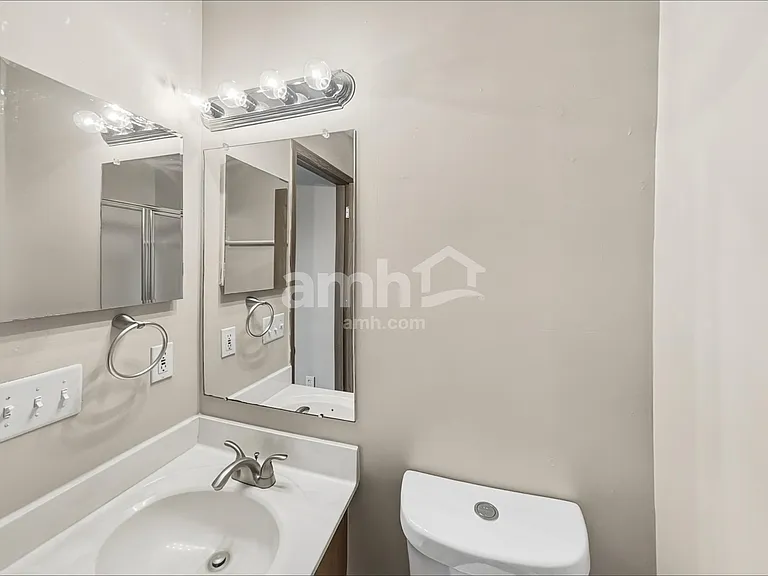 825 Whitehead Dr — Photo 11
