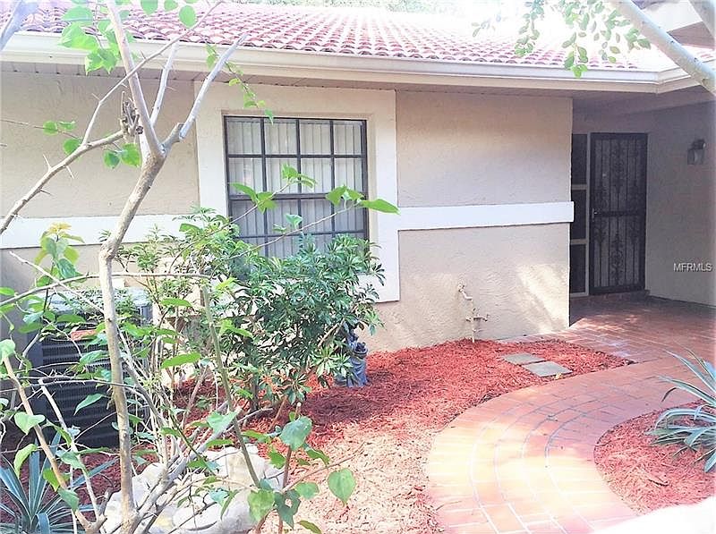 2nd image of 8265 Breeze Cove Ln