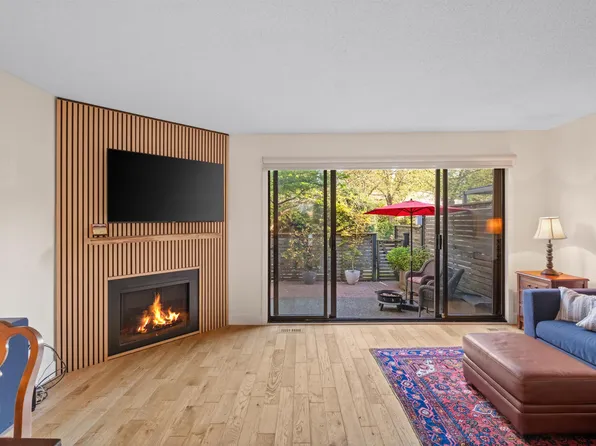 1930 Cedar Village Cres #81, North Vancouver, BC V7J 3M5